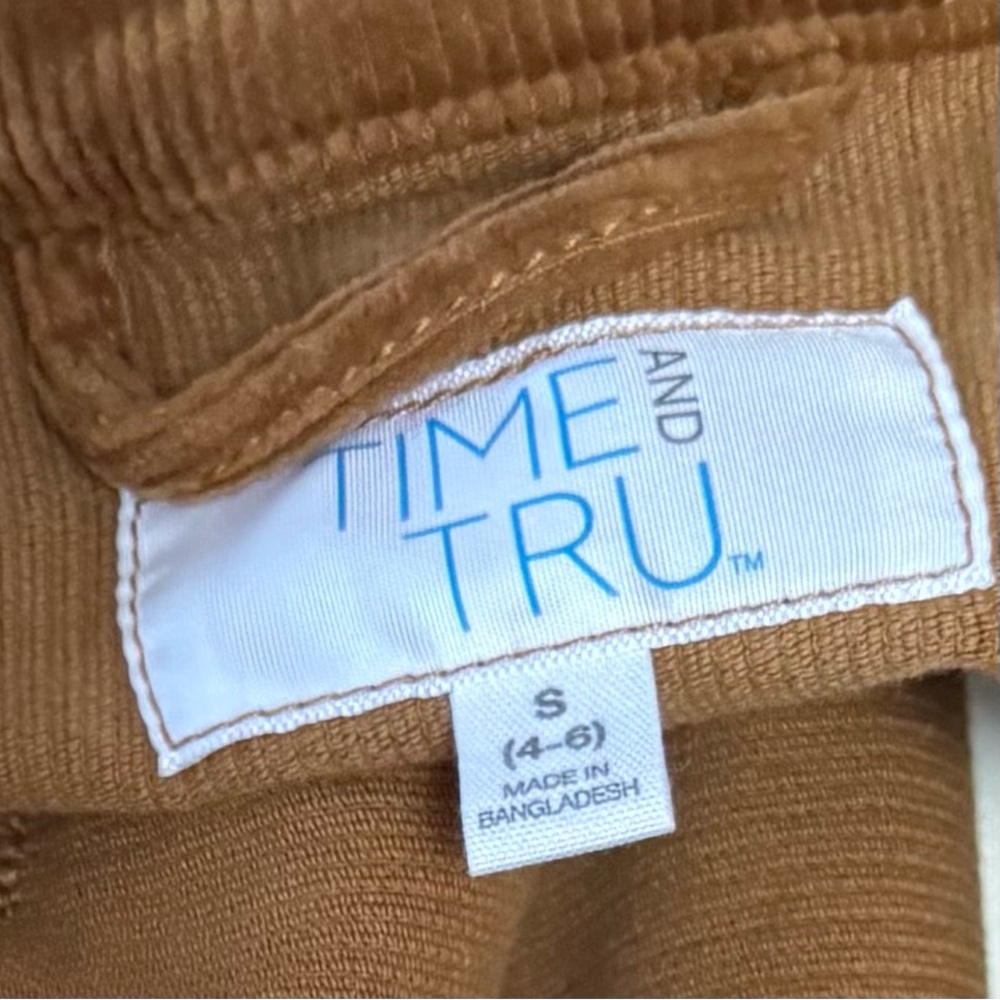 Women’s Time and Tru Corduroy Jacket - Picture 5 of 6